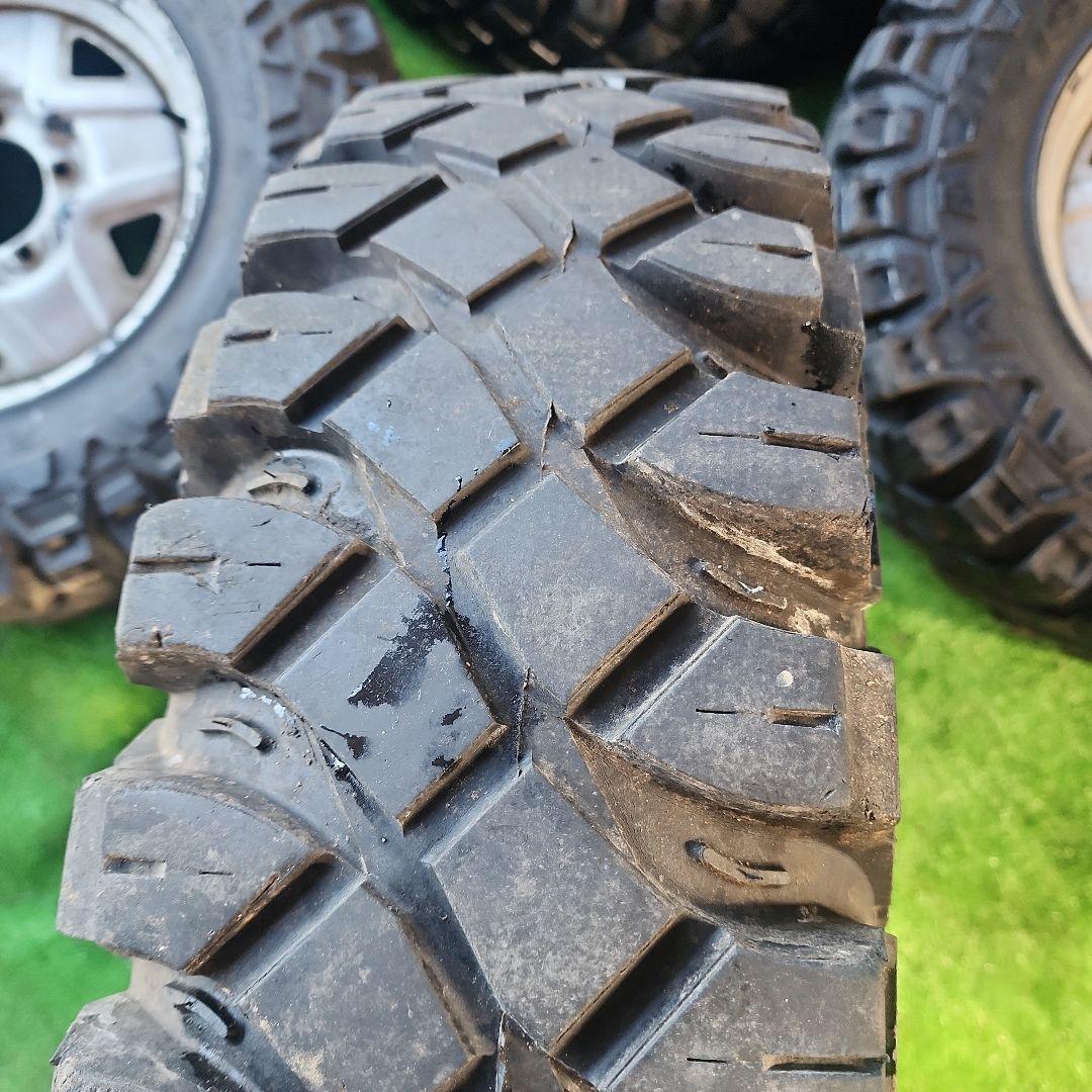 ジムニー(ゴツゴツ)タイヤー　山道　Ja11