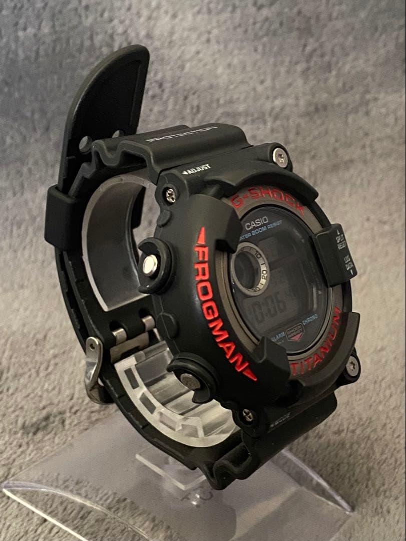 時計 CASIO G-SHOCK DW-8200-1A FROGMAN