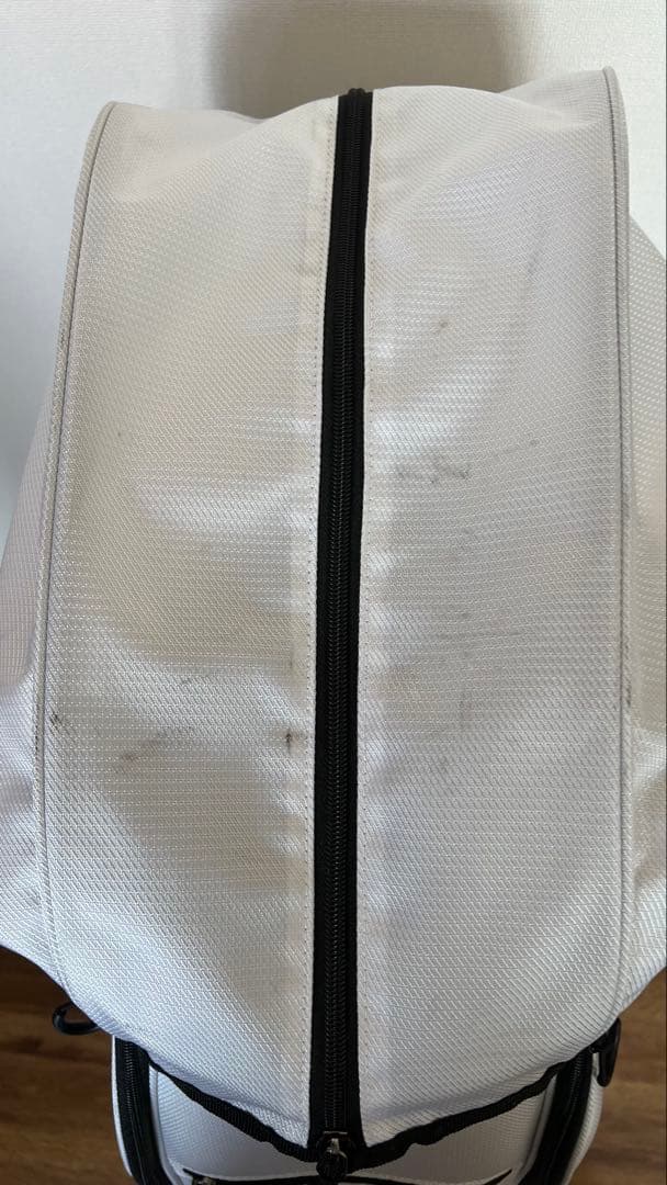 美品　OAKLEY ゴルフバッグ・キャディバッグ ホワイト