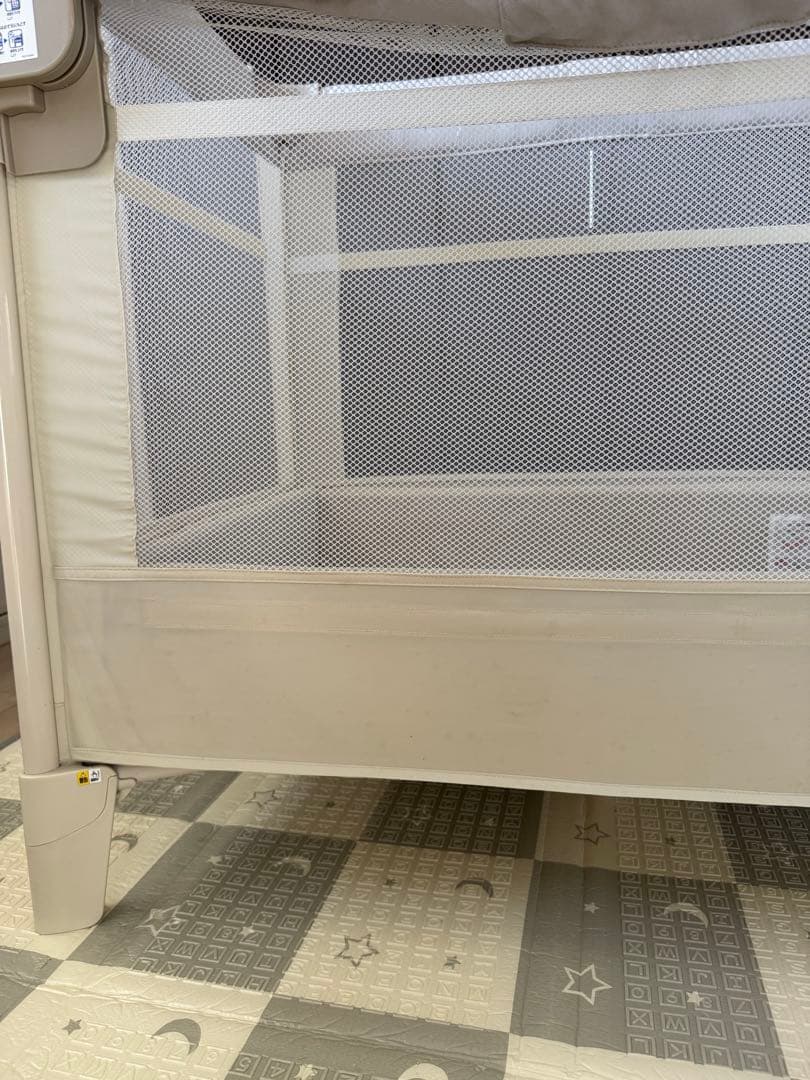 【美品】ココネルエアープラス　折りたたみ式メッシュベビーベッド　取説付き