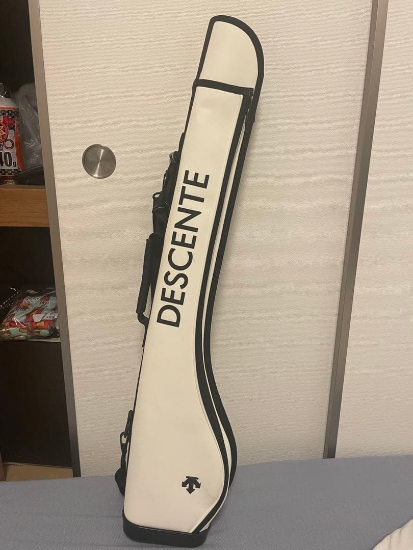 DESCENTE ゴルフバッグ ホワイト