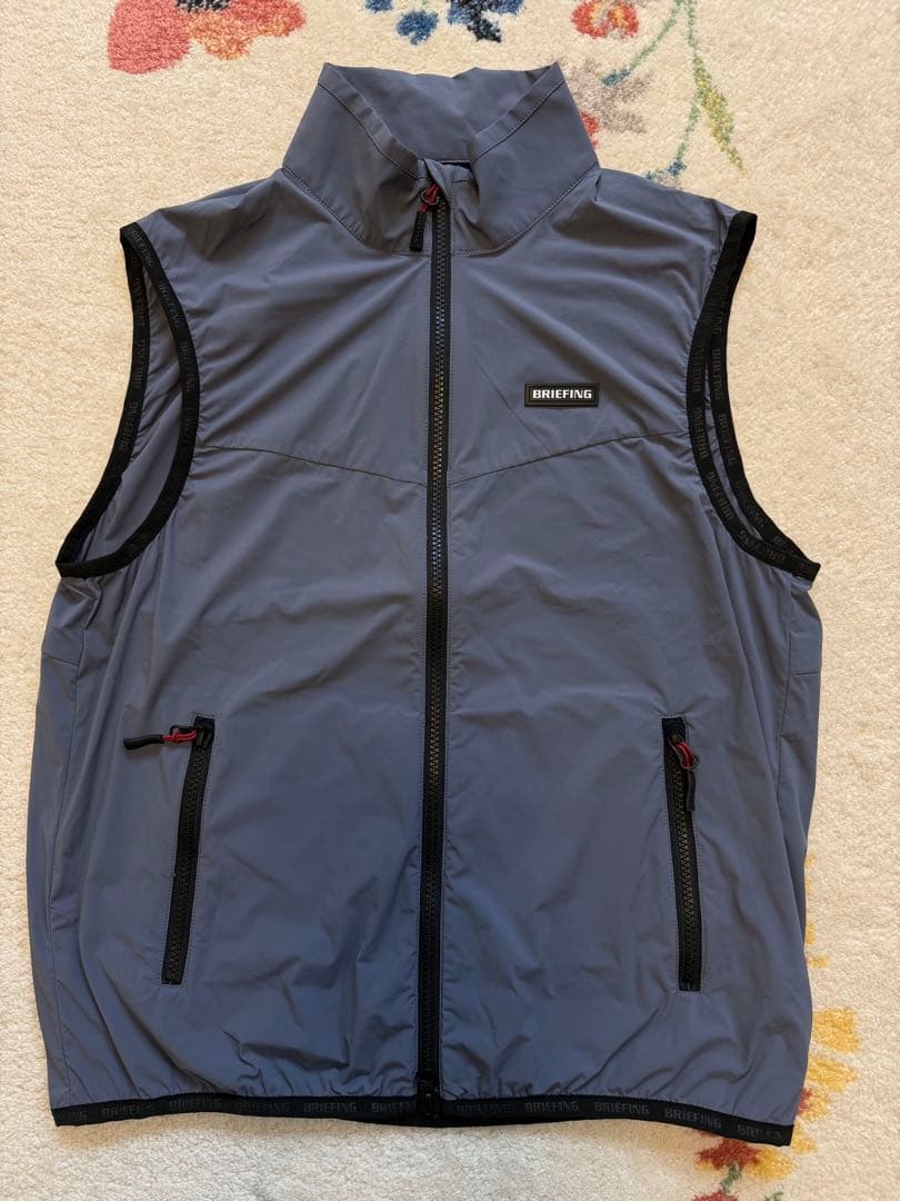 ブリーフィング　ゴルフベスト　メンズSサイズ