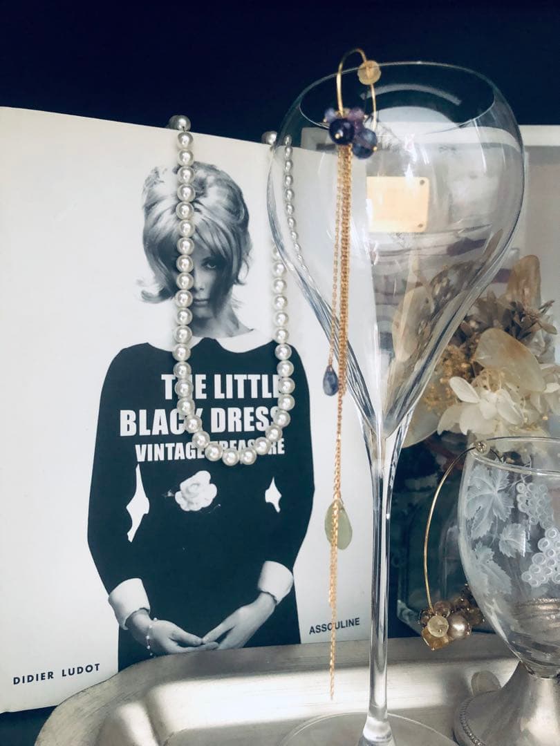 sweetpea ロングチェーン片耳ピアス　ピンク色保存袋付き