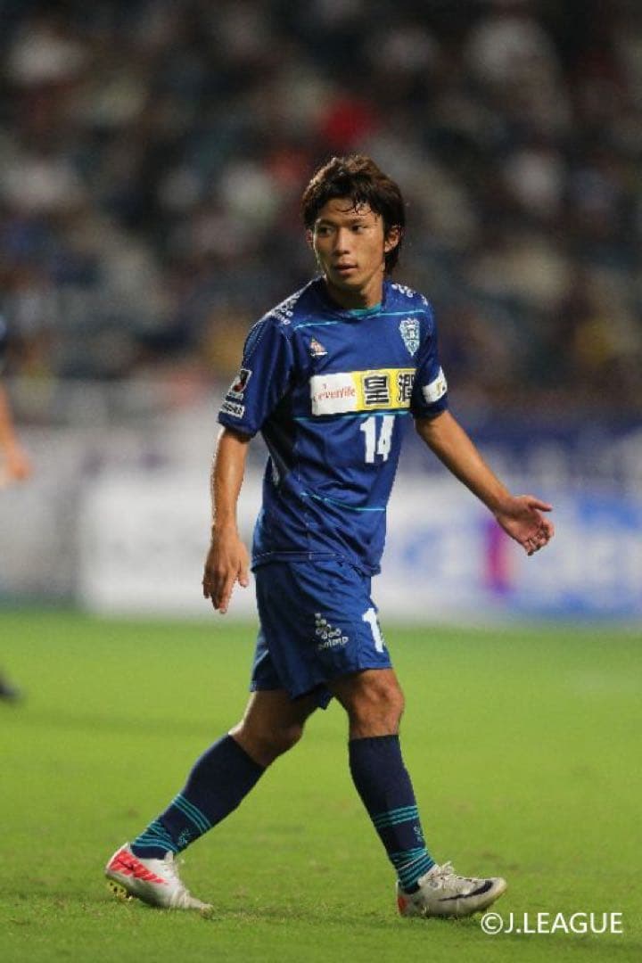 新品タグ付き 2011年アビスパ福岡 松浦拓弥 直筆サイン入りユニフォーム