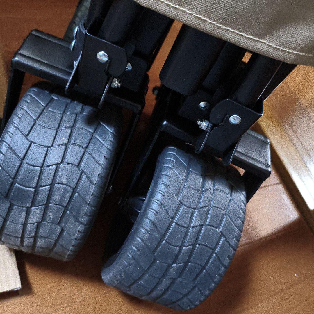 大容量キャリーワゴン150L／折りたたみテーブル付／カーキ色／極太タイヤ