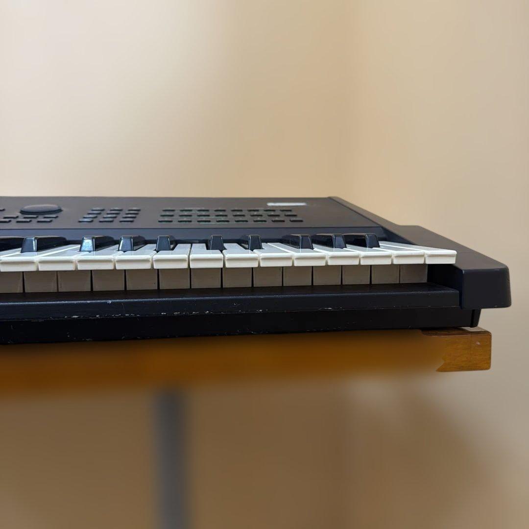 YAMAHA SY77 シンセサイザー