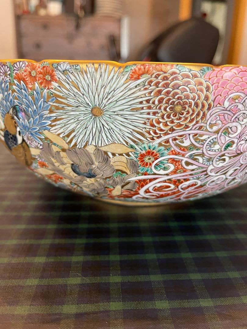 色絵手描螺鈿細工鉢