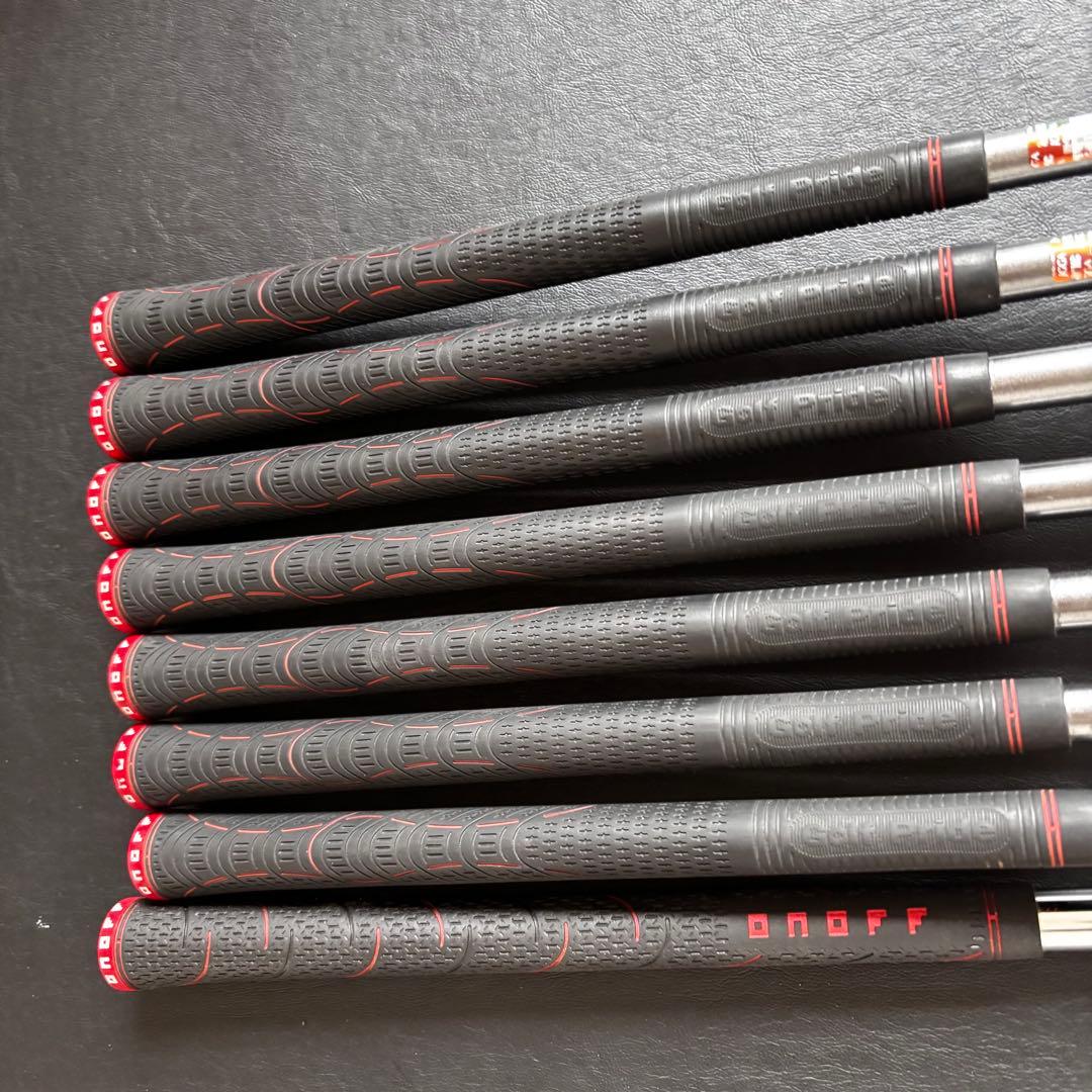 送料込メンズゴルフクラブセットONOFFオノフXI-D赤アイアンODYSSEY