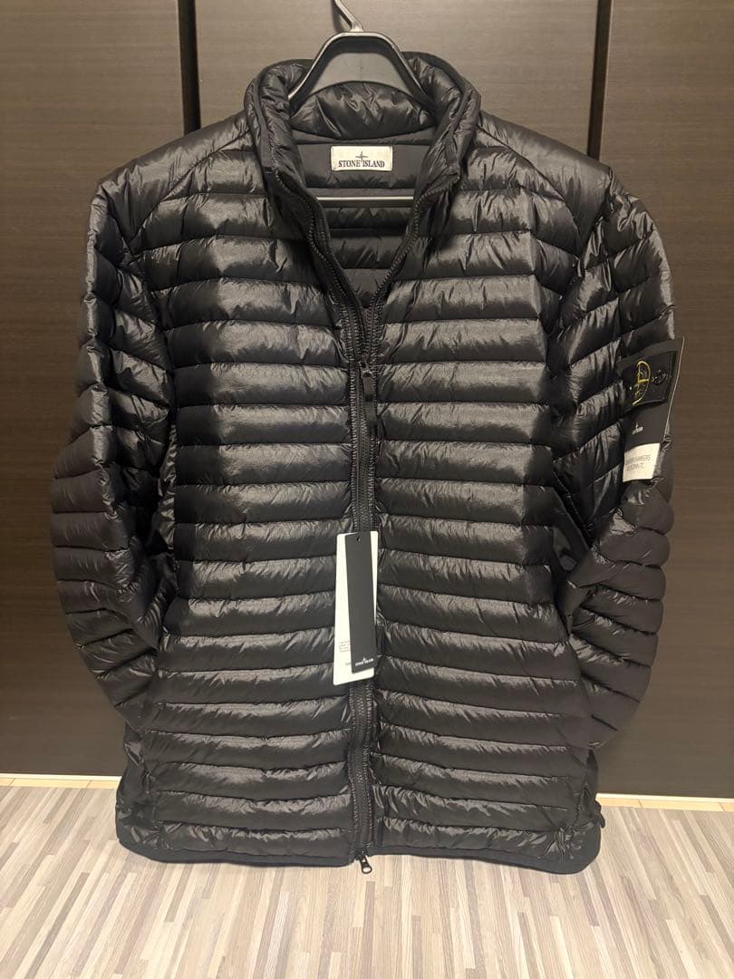 コ*ケ様 未使用級美品【STONE 】ライトダウンジャケット　XXL