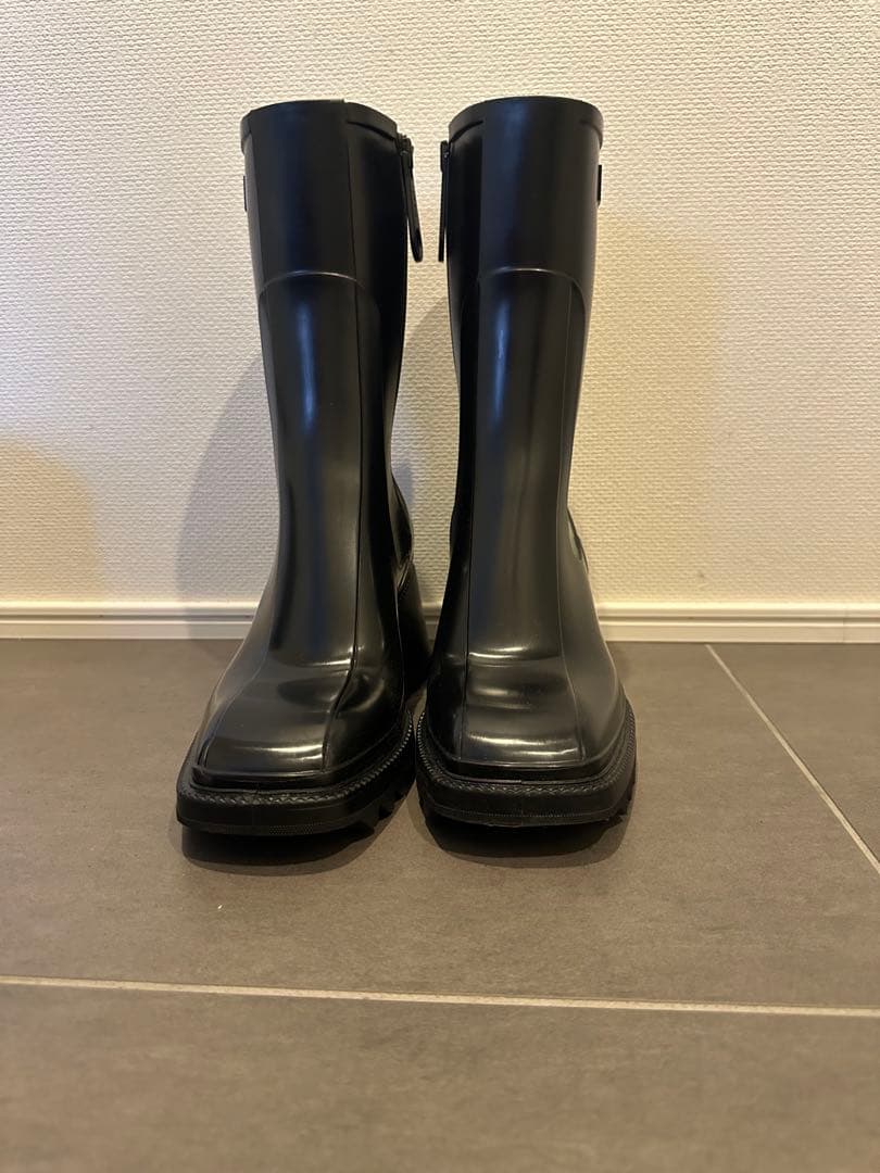 【美品】Chloé bettyレインブーツ 黒 86,900円