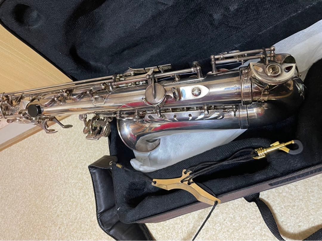 アルトサックス／ケ一ス付き