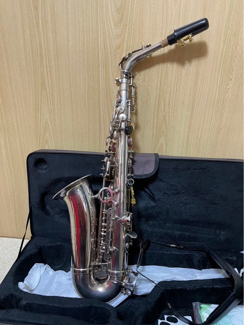 アルトサックス／ケ一ス付き