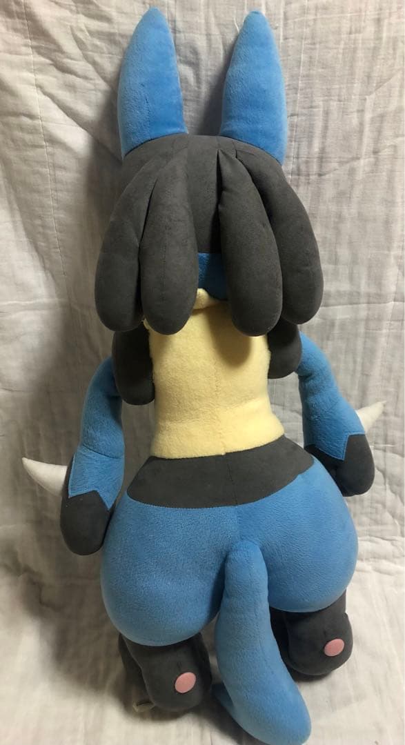 ポケモン　等身大　ルカリオ　ぬいぐるみ　ハートランド