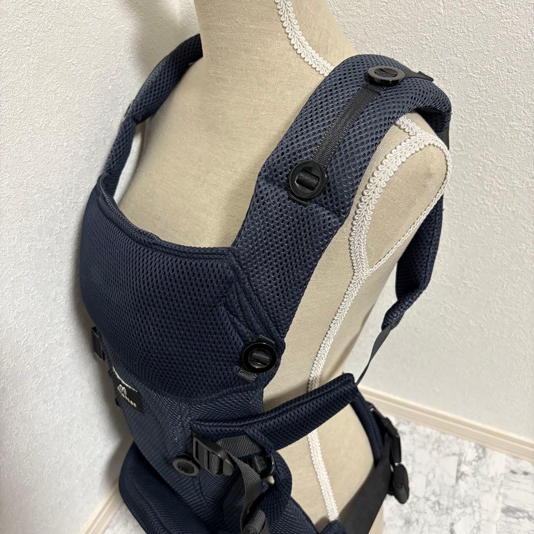 美品✨清潔✨手洗い済✨エールべべ ベビーキャリア　メッシュコンパクト