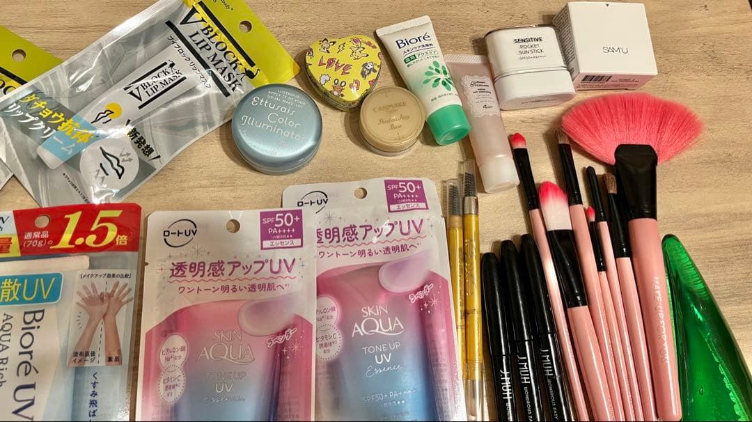 早い者勝ち　コスメ　化粧品　まとめ売り　セット販売　新品／未使用に近い→多数！