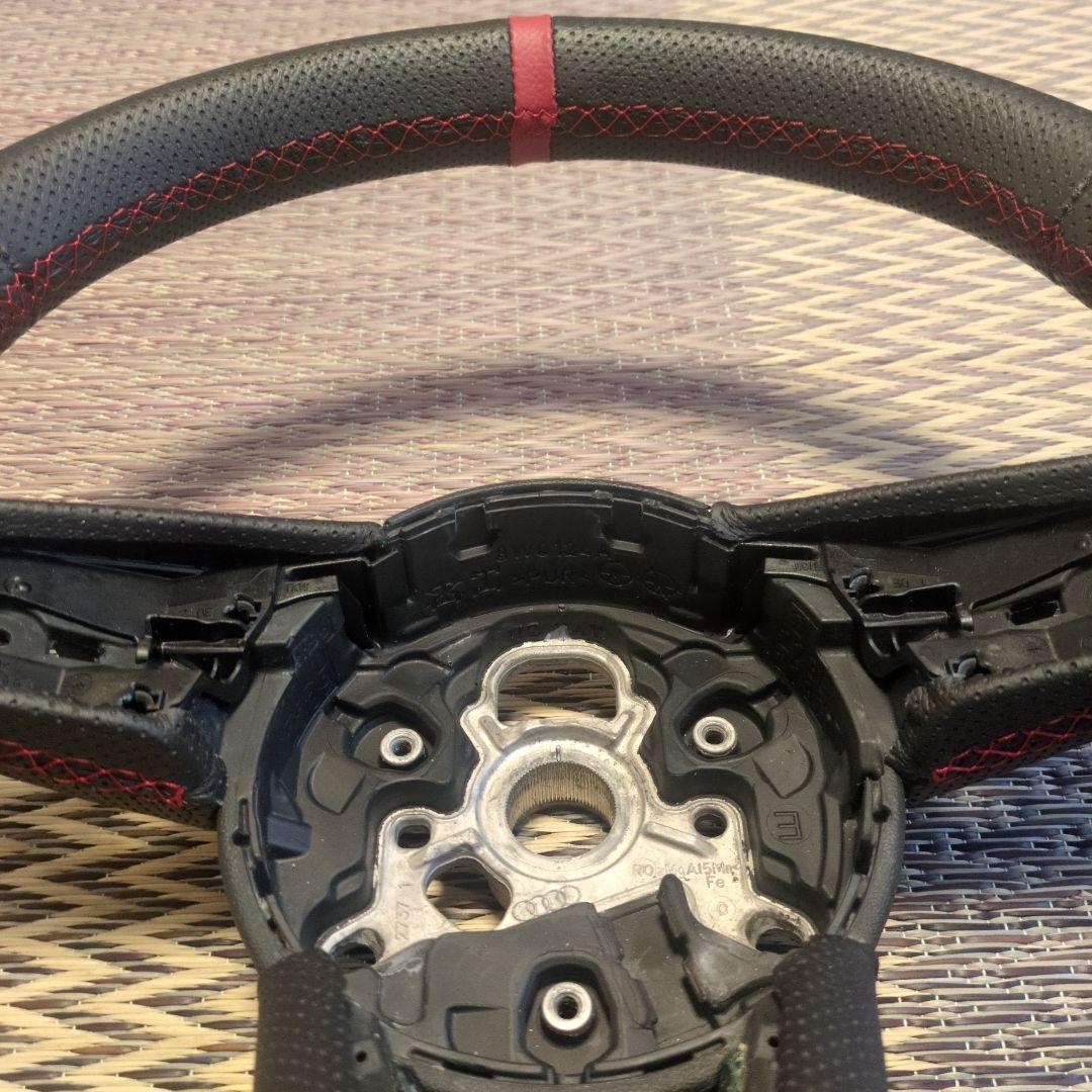 アウディaudi ステアリング・ハンドル RS3