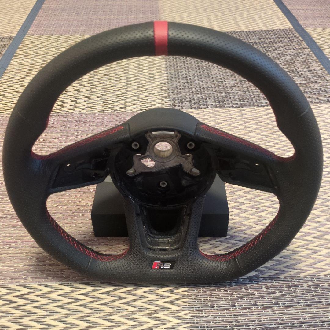 アウディaudi ステアリング・ハンドル RS3