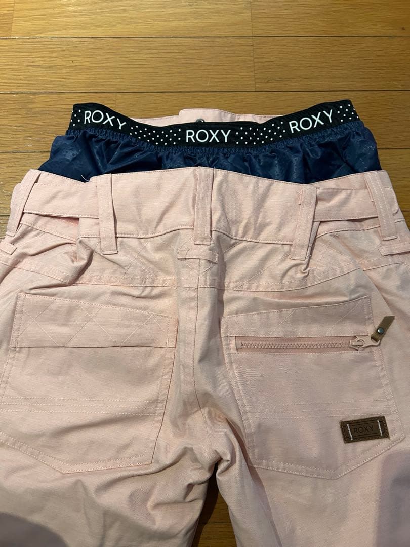 ROXY スノーボードウェア 上下セット レディース 上Sサイズ、下Mサイズ相当