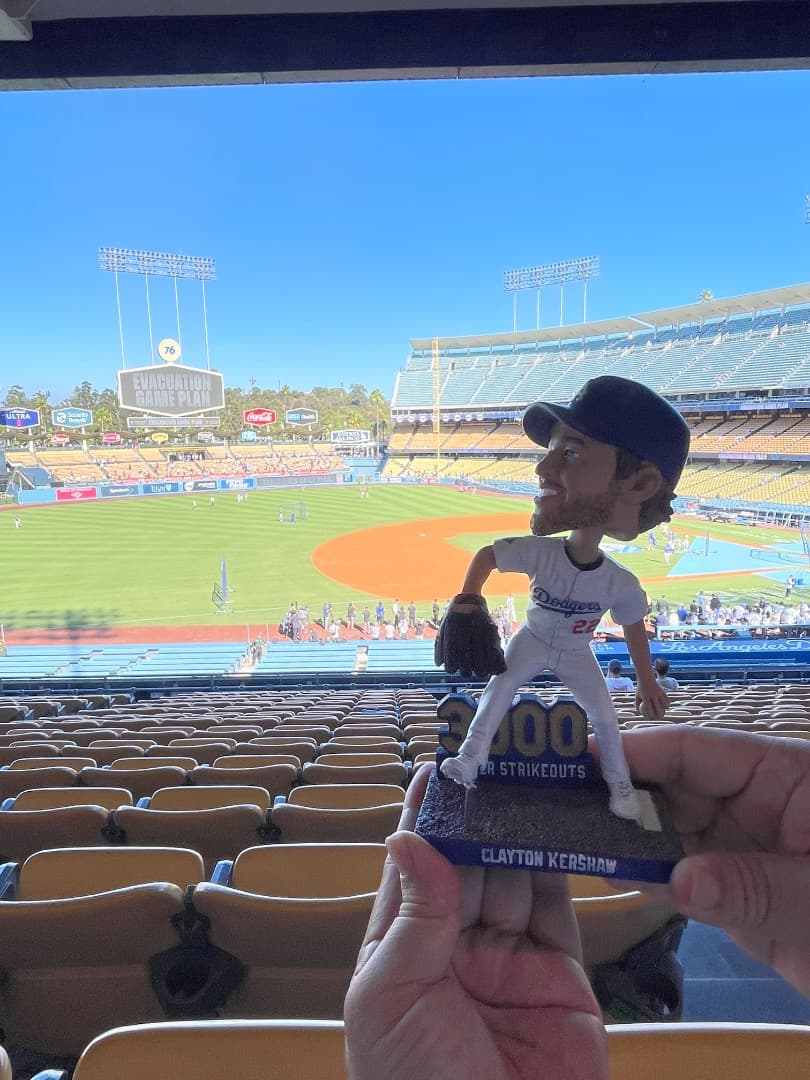 ボブルヘッド　クレイトンカーショー3000奪三振