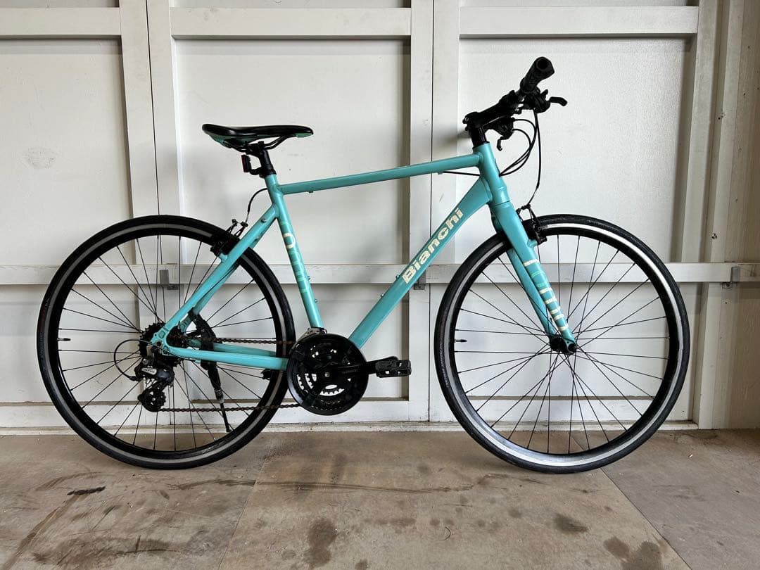 Bianchi クロスバイク アルミフレーム SHIMANO 24段変速