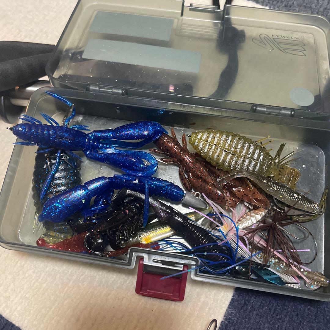 こ*い様 バス釣りナマズ釣り引退セット ルアー&ワーム 60点以上