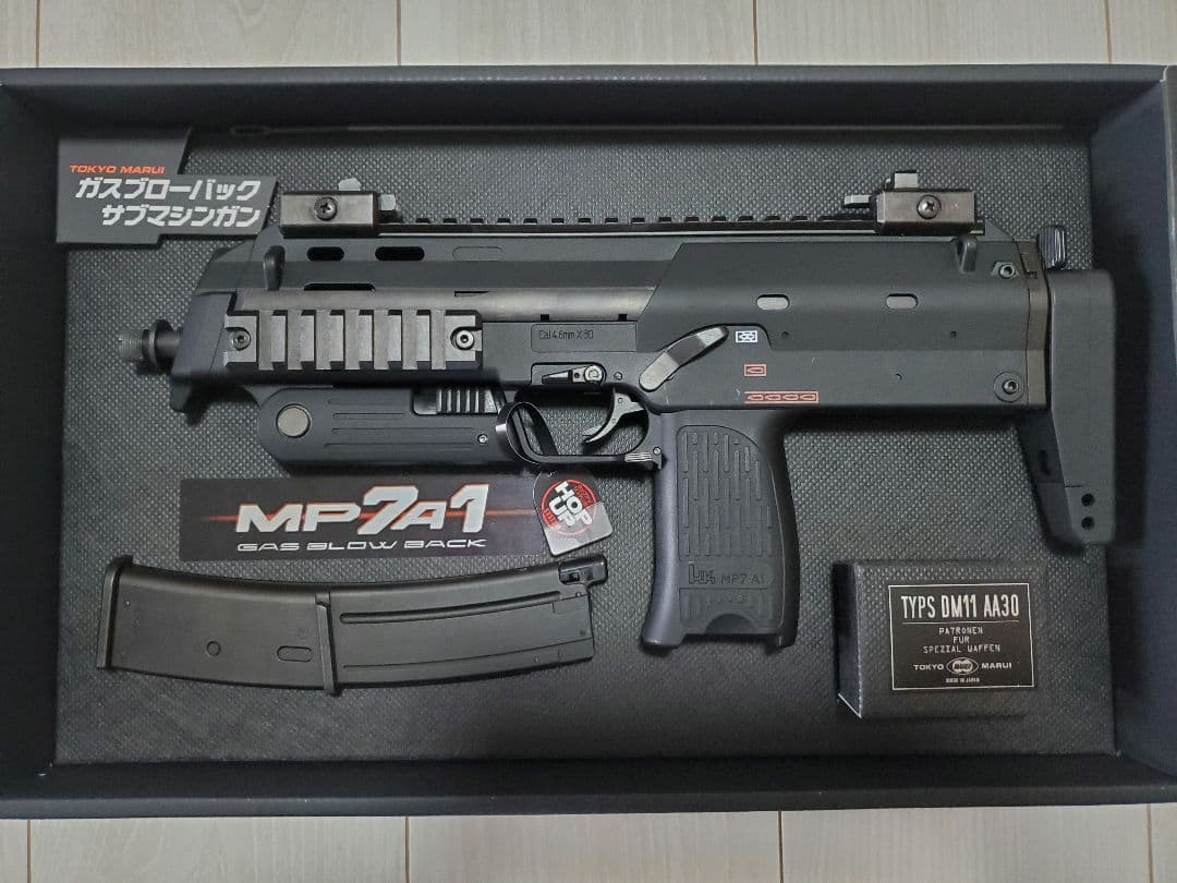 美品　東京マルイ ガスブローバック　 MP7A１サプレッサー　インナーバレル交換