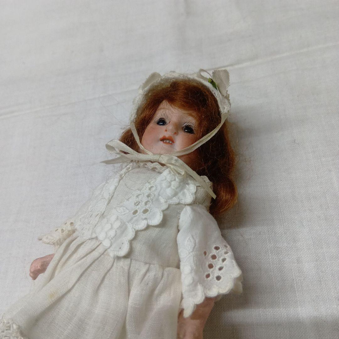 ♥ドイツからやって来た白いドレスがステキなアンティークビスクドール　ミニョネット