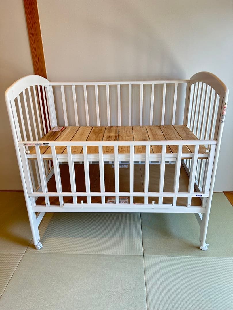 KATOJI ベビーベッド ハイタイプ　ホワイト 木製