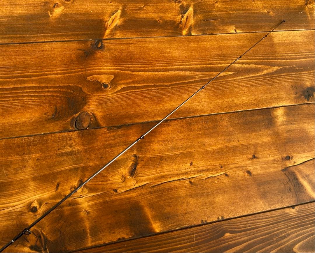 超軽量　カーボンロッド　スピニング　S662L バスロッド　ウッドグリップ　渓流