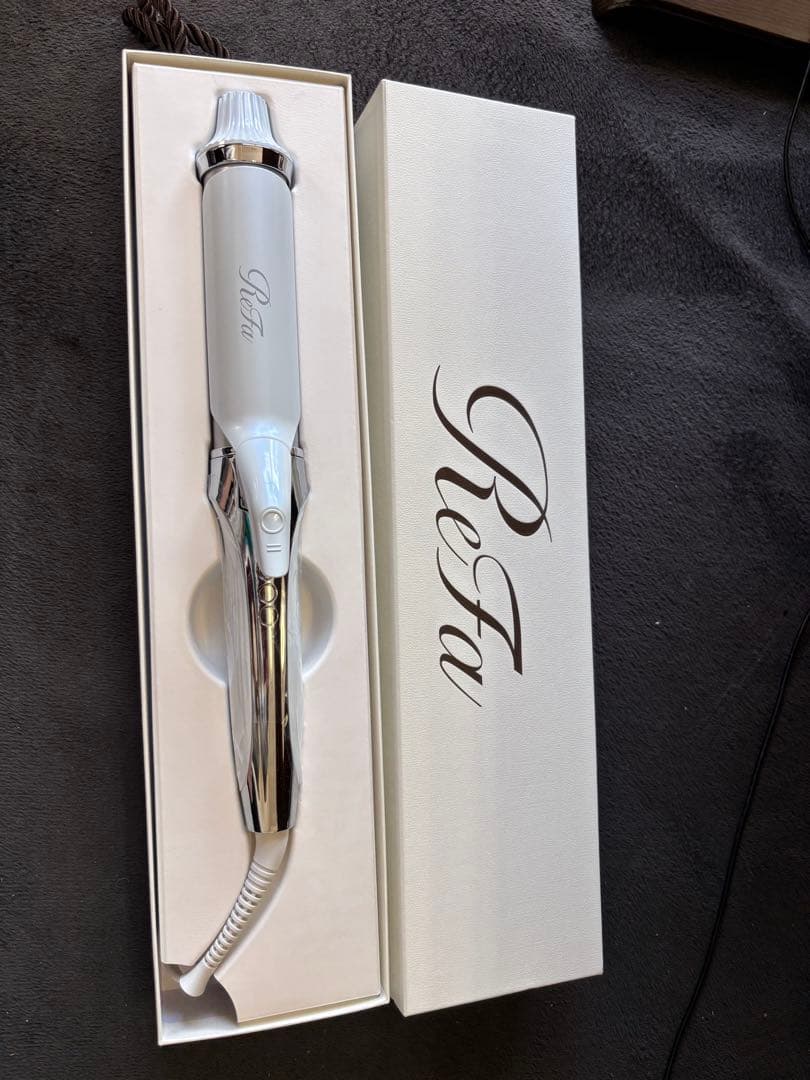 リファカールアイロンプロ　38mホワイト新品未使用