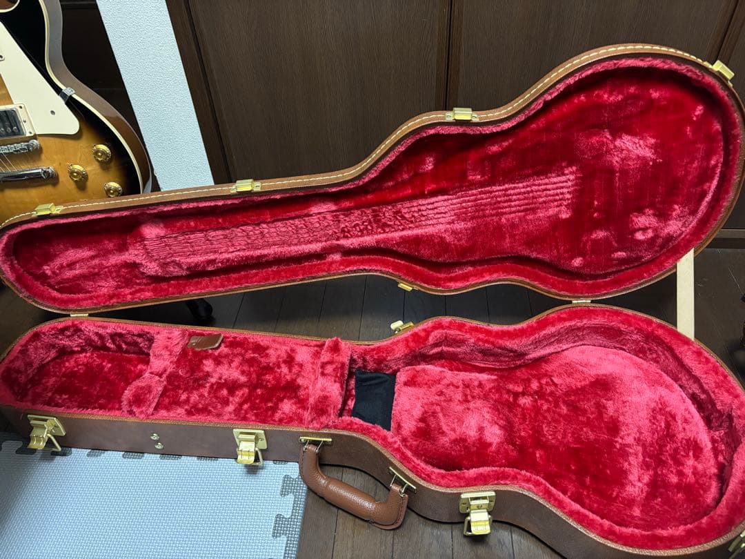 Gibson Les Paul Standard '50s 裏にAssHサイン