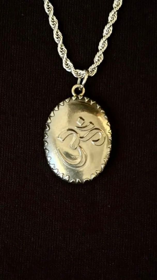 ＊週末価格＊　【完売品✴︎現品限り】藤井風さん　オームペンダント シヴァ⭐︎おまけ付