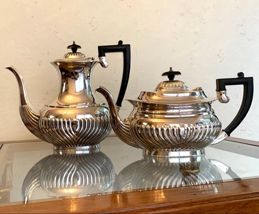 英国アンティーク 銀食器 クイーンアンスタイル アフタヌーンティーセット