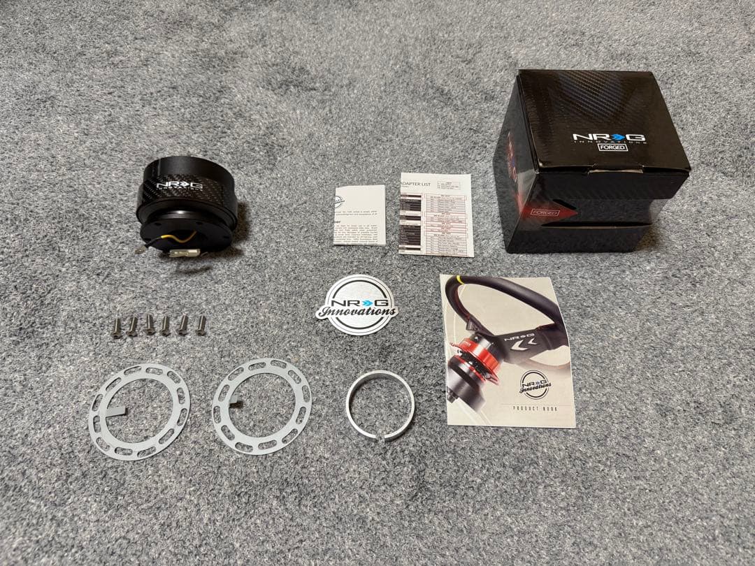 NRG ステアリング　クイックリリース　カーボン