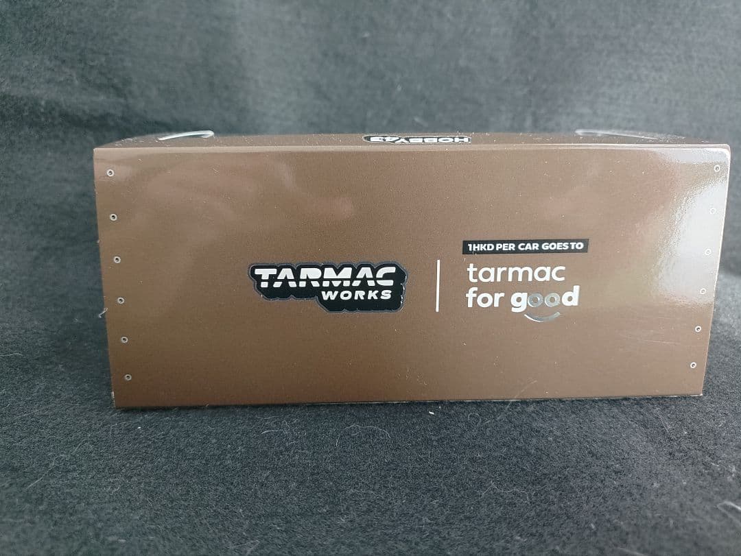 1/43 TARMAC トヨタ　ハイエース　ワイドボディー