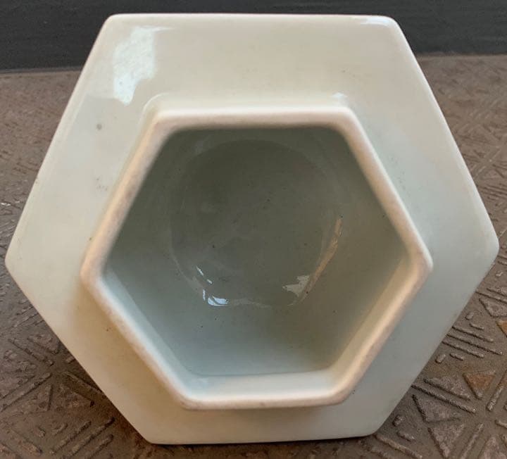 有田焼 飾り壺 蓋付 陶器 小型 置物 焼物 花模様 色絵 骨董 美術