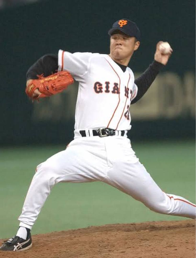 岡島秀樹　巨人時代ゲーム実使用アシックススパイク　NPB、MLB