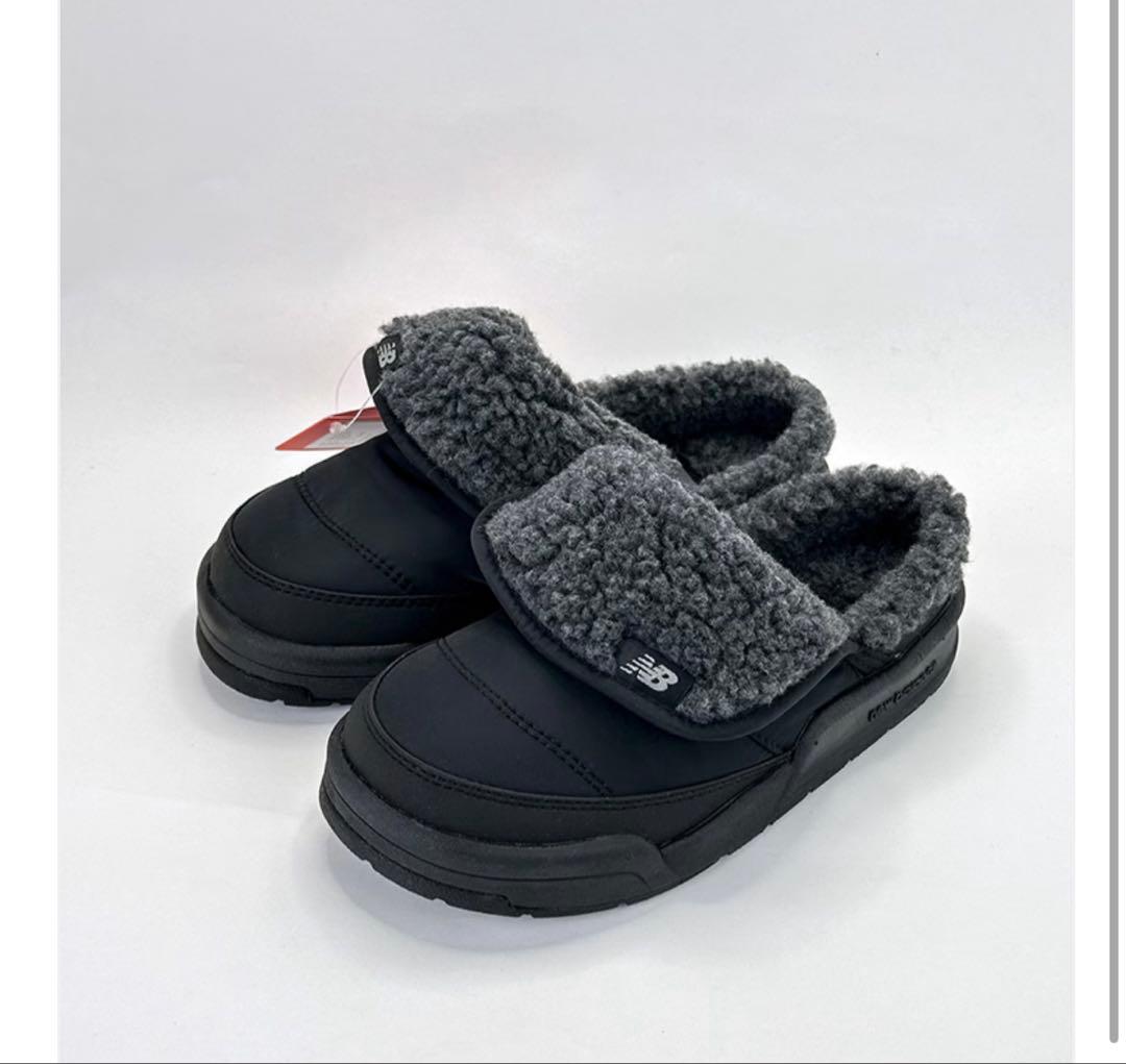 New Balance PUFLEE V2 ブラック　ボアスリッポン