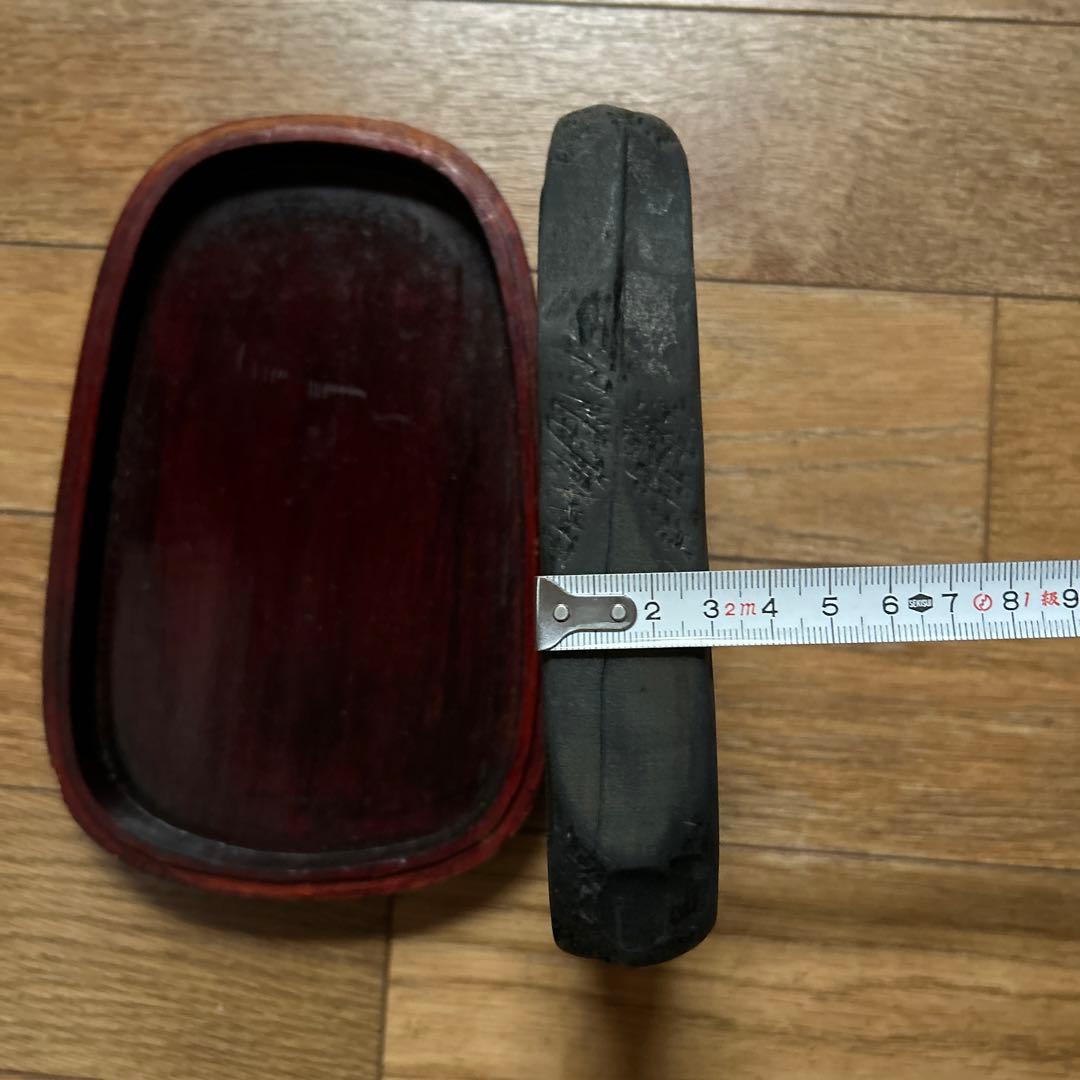 中国骨董60年以上使った古硯希少貴重な名品美しい翡翠紋あり 中国美術 文房四宝