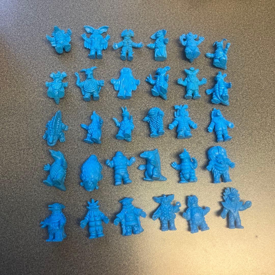 ウルトラ怪獣消しゴム青バラ売りOK⁉️