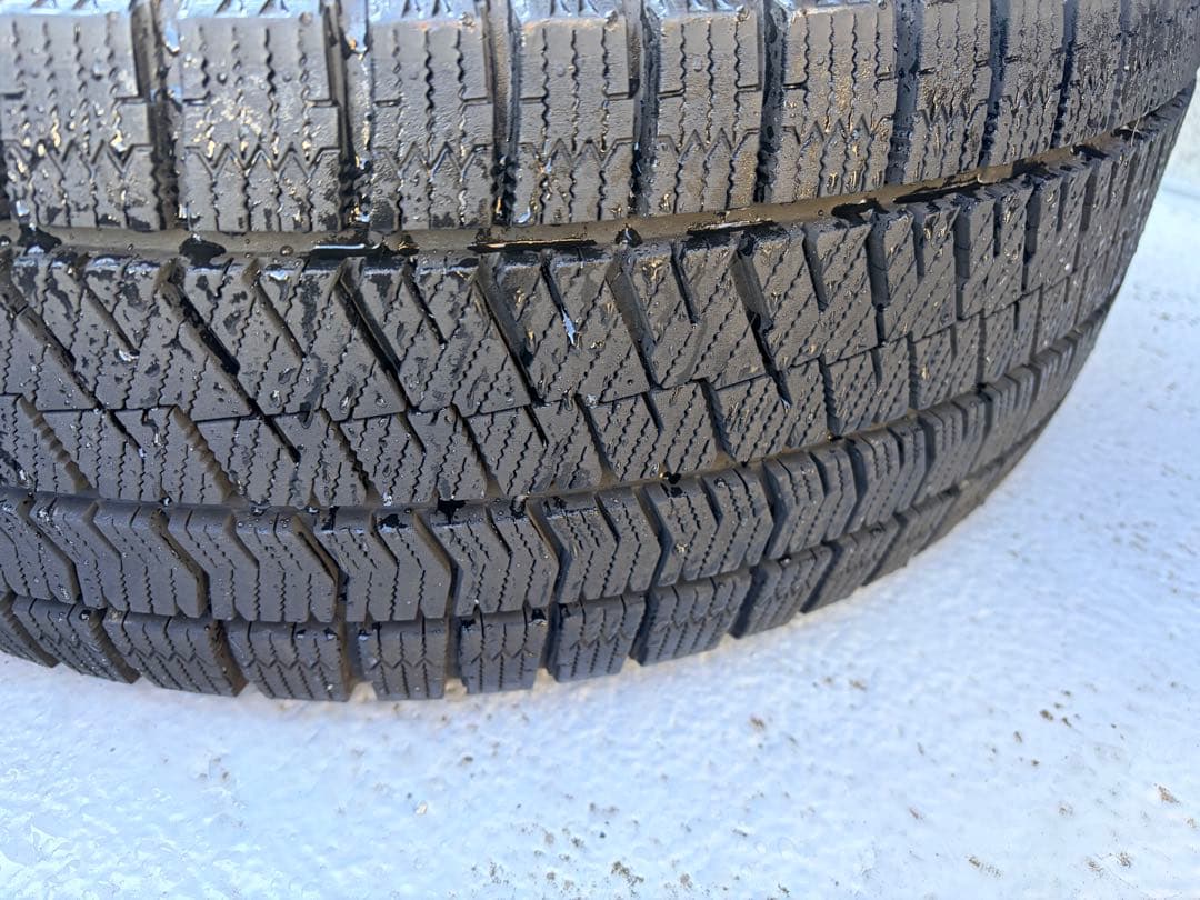 SUBARUレヴォーグ 17インチ スタッドレスタイヤ＋ホイールセット