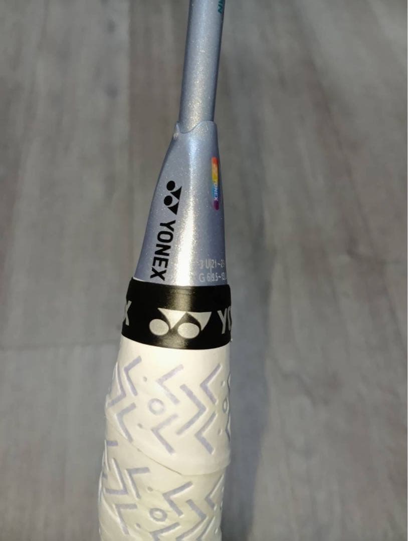 バドミントンラケット アストロクス88D PRO　3U G6