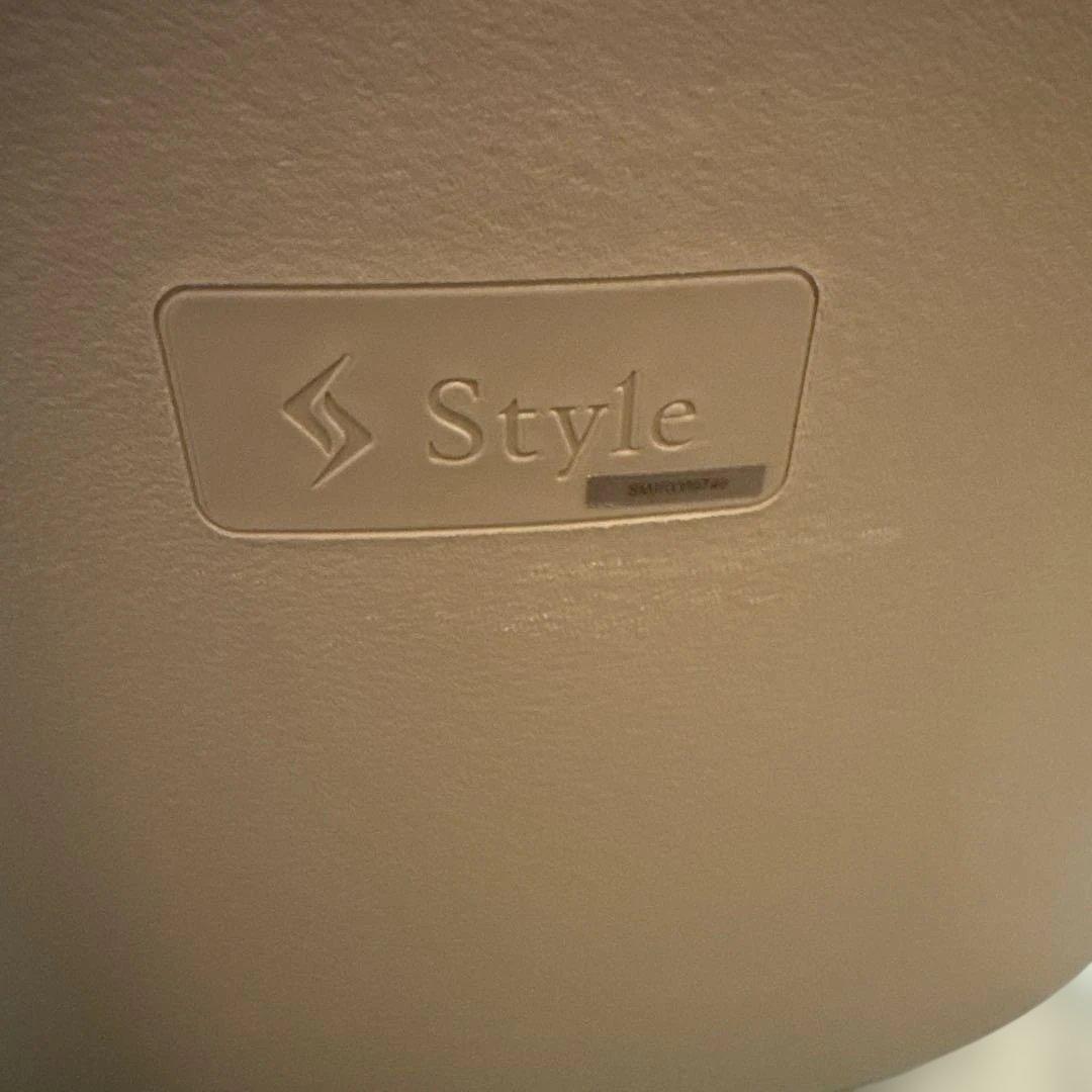 MTG スタイルプレミム　骨盤矯正 姿勢矯正 座椅子