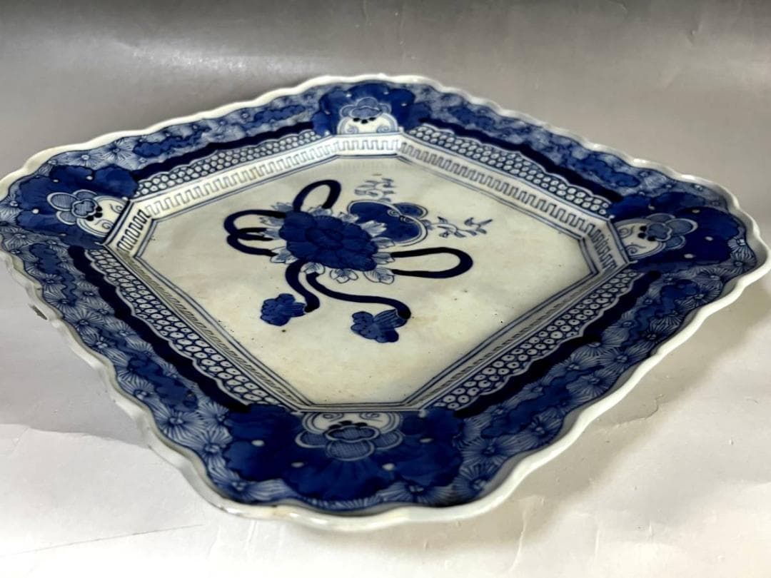 大皿■江戸中期 染付花唐草 牡丹 菊紋 凱 飾り皿 青華 古美術 時代物 骨董■