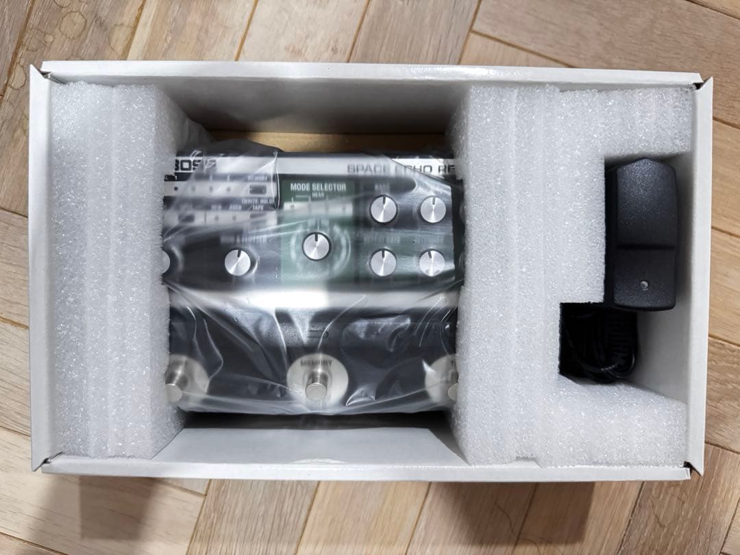 BOSS RE-202 未使用品