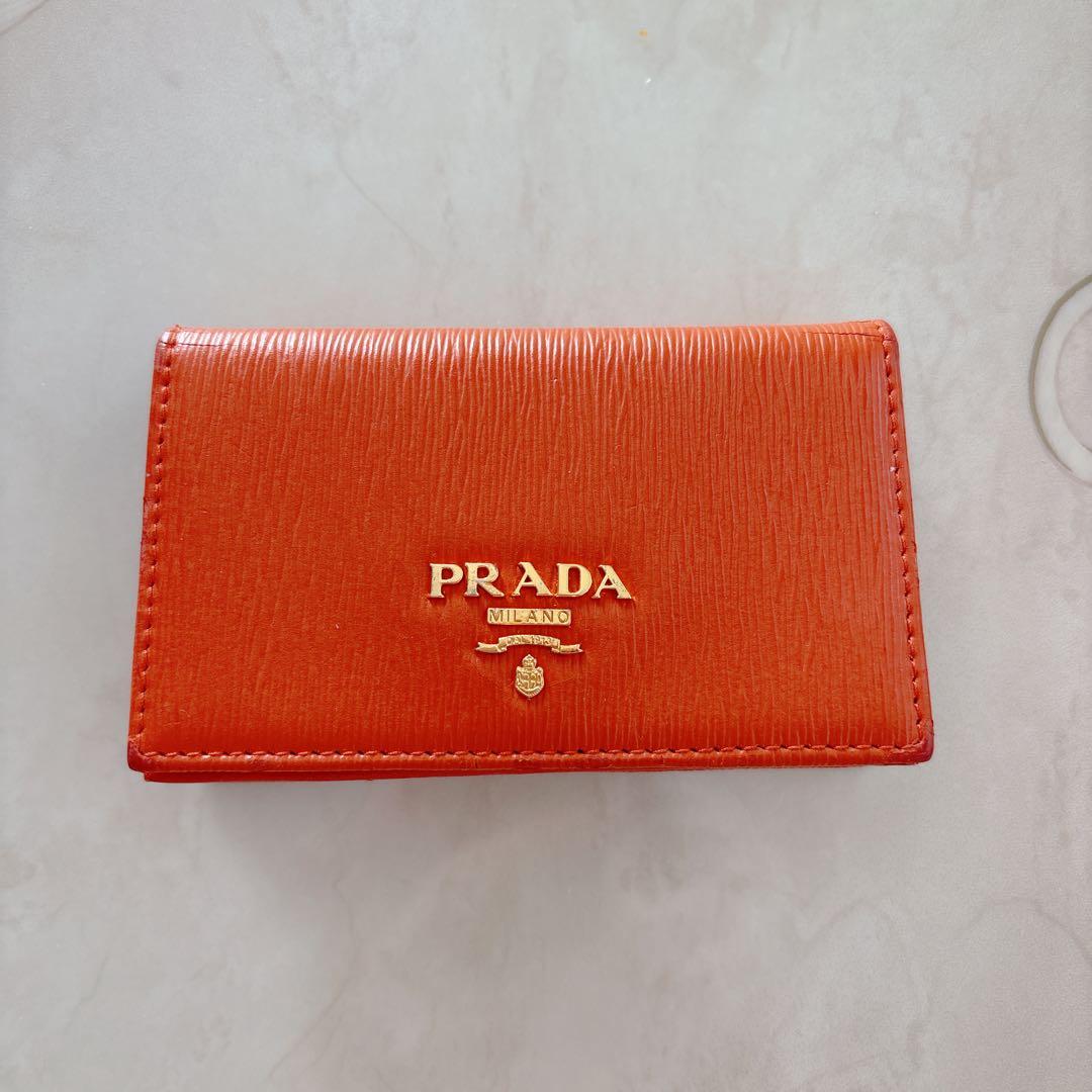 PRADA オレンジ 二つ折り名刺入れ