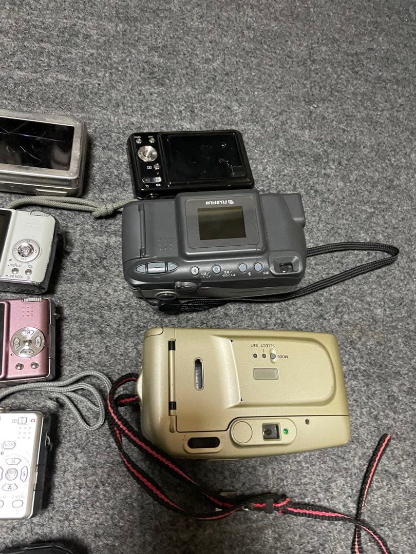 デジタルカメラ　まとめ売り15個ジャンク品