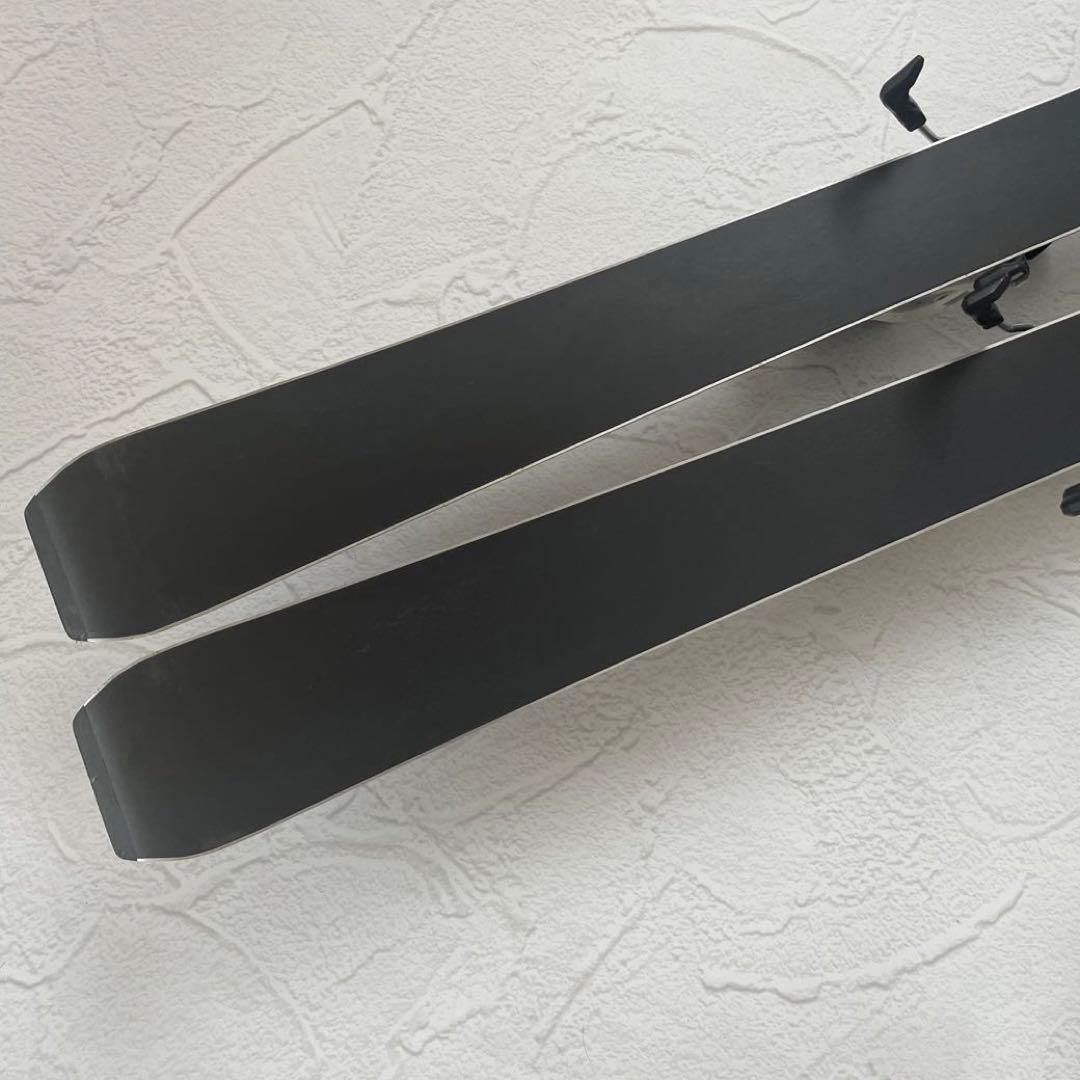 Atomic Black Heavenレディース スキー板　148cm