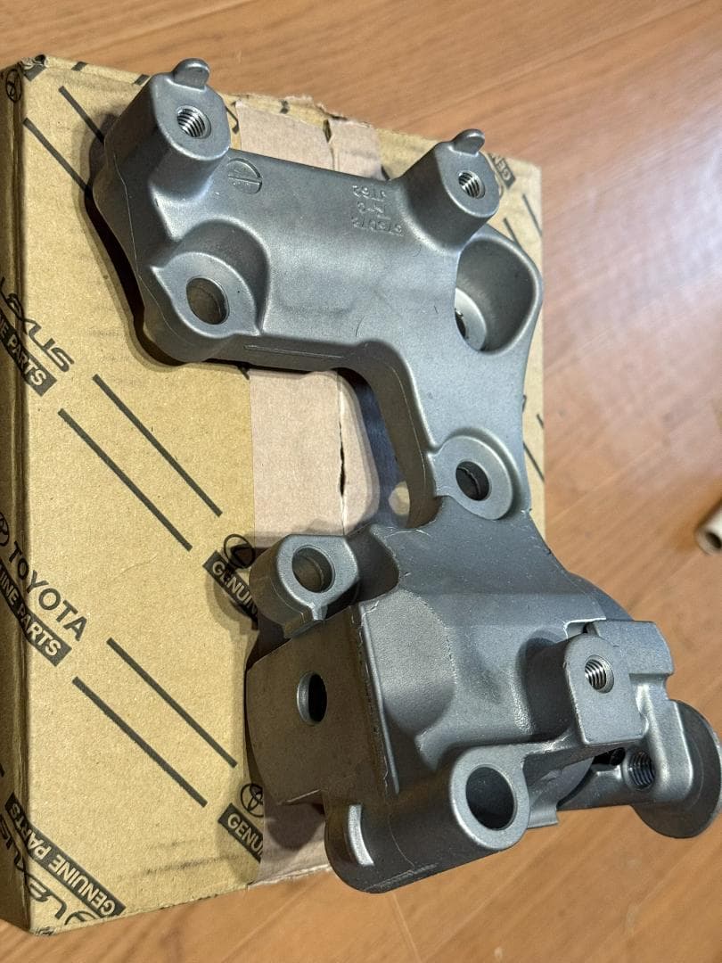 トヨタ レクサス 4GR マークx クラウン GS オートテンショナープーリー無