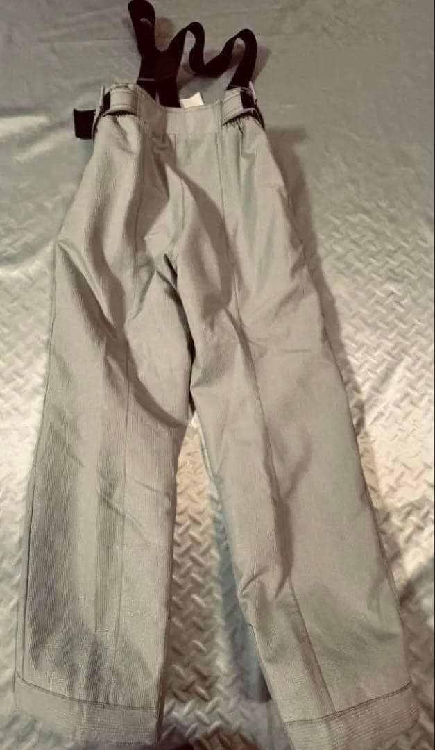 F37 新品パンツ　BOGNER スキーウェア　上下セット　男女兼用　クリーム色